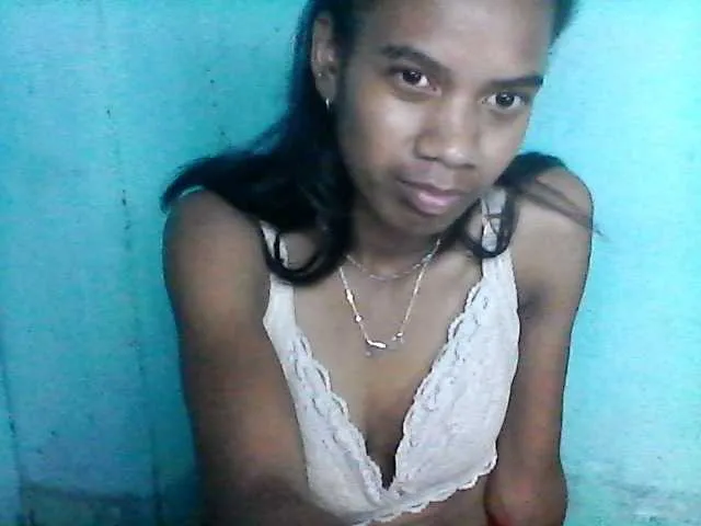 Live sex webcam photo for Tafita11 #272294537