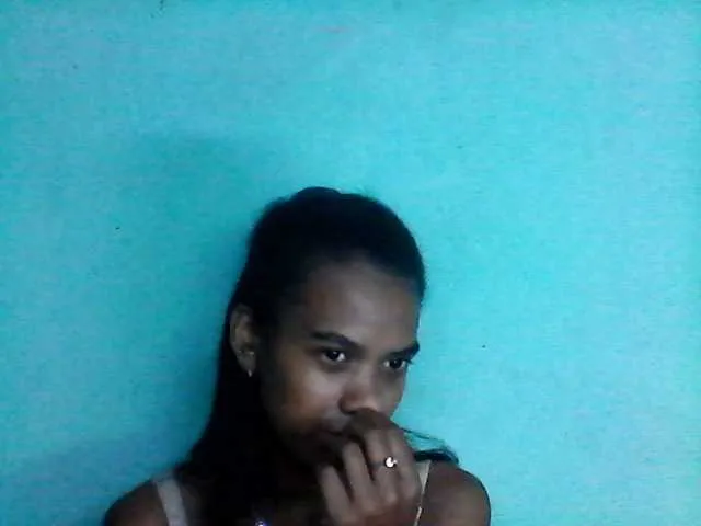 Live sex webcam photo for Tafita11 #272306406
