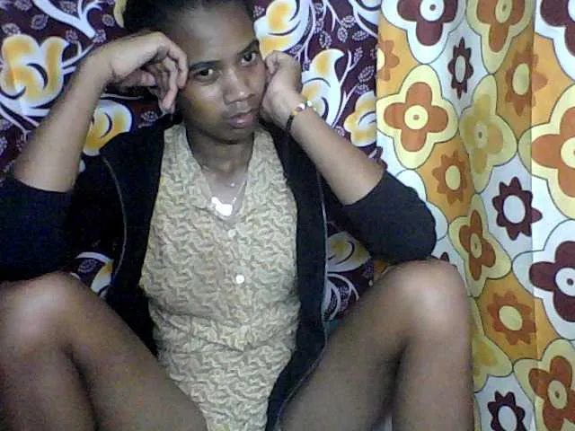 Live sex webcam photo for Tafita11 #272491386