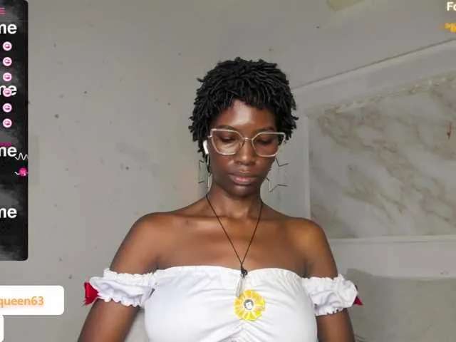 Live sex webcam photo for Tahira-20 #290681086