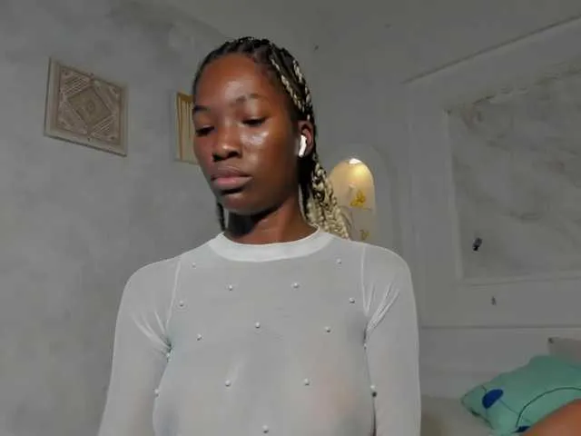 Live sex webcam photo for Tahira-20 #291532249