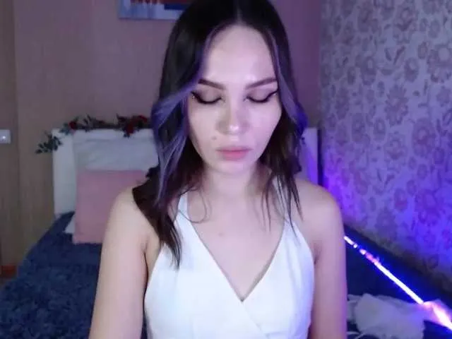 Live sex webcam photo for TakeMyMaffin #276780542