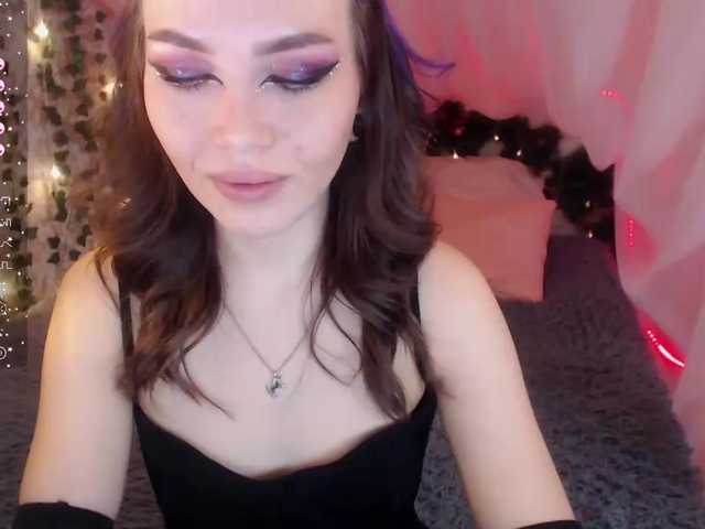 Live sex webcam photo for TakeMyMaffin #277025357