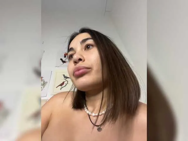 Live sex webcam photo for Talilia #290399431
