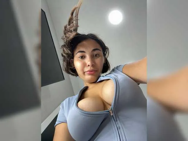 Live sex webcam photo for Talilia #292040266