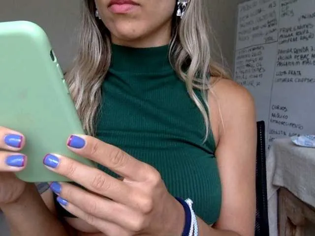 Live sex webcam photo for TalitaLeon #272796362