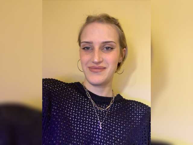 Live sex webcam photo for TallTiranda #275495328