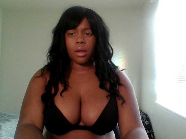 Live sex webcam photo for Talulah007 #272207242