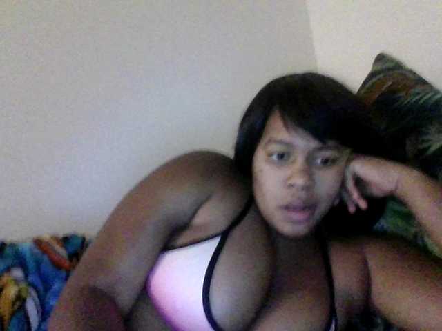 Live sex webcam photo for Talulah007 #276877035
