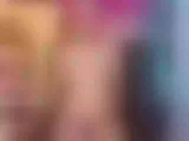 Live sex webcam photo for TamaraRyan #271872409
