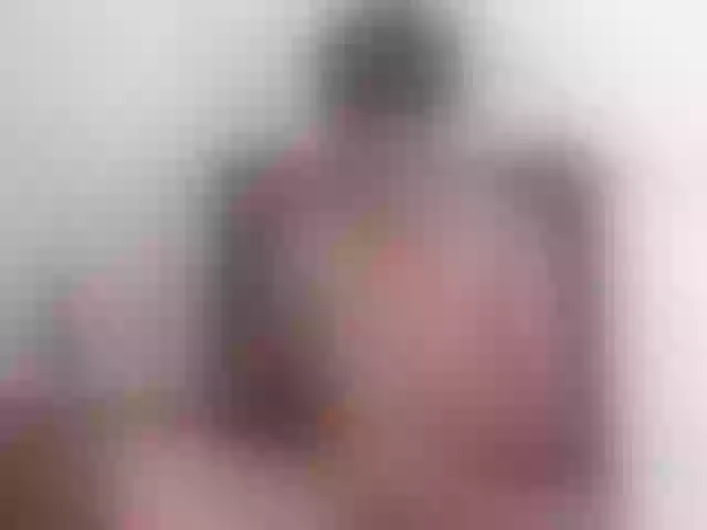 Live sex webcam photo for TamaraRyan #272697627