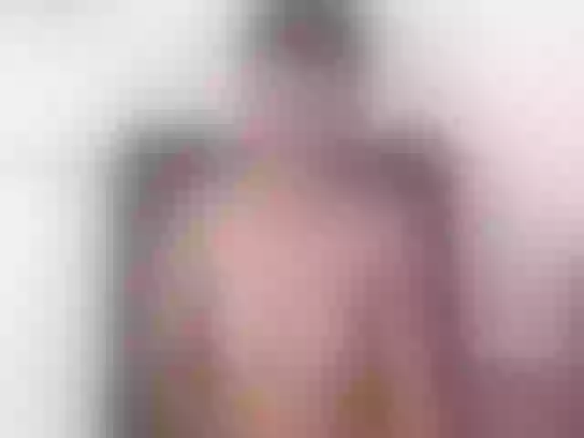 Live sex webcam photo for TamaraRyan #272742888