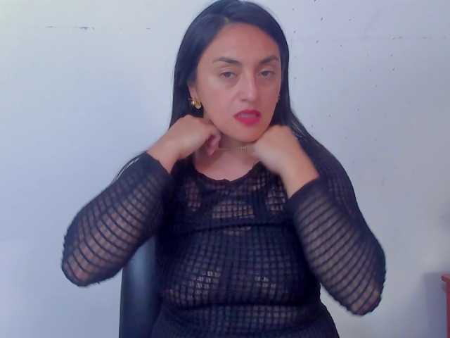 Live sex webcam photo for Tamaraa-- #290648976