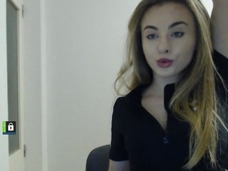 Live sex webcam photo for TammyLynn #184028318