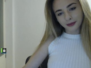 Live sex webcam photo for TammyLynn #185072076