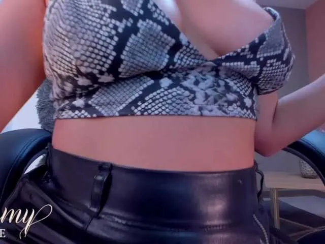 Live sex webcam photo for TammyWhite #271685710