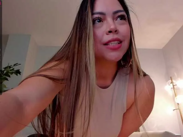 Live sex webcam photo for TammyWhite #272306071