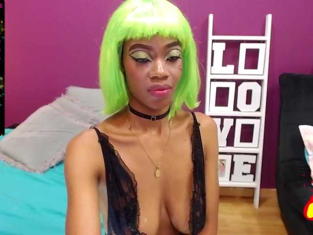 Live sex webcam photo for TamyLynn1 #272301352