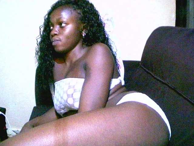 Live sex webcam photo for Tanaxha #277739888