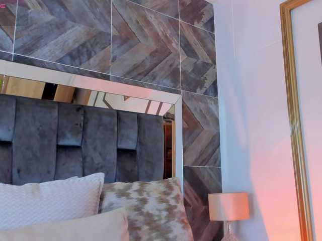 Live sex webcam photo for TaniaSmith #292210176