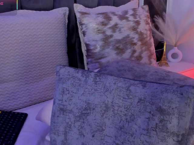 Live sex webcam photo for TaniaSmith #292281526