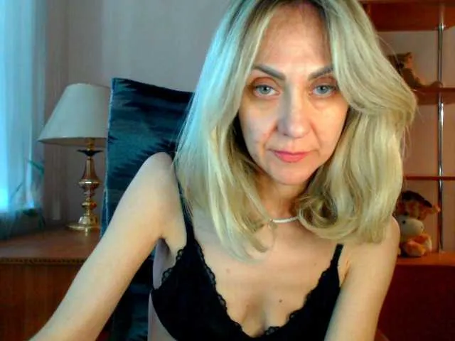 Live sex webcam photo for Tanya6547 #294166573