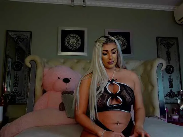 Live sex webcam photo for TanyaMonroe #290736869