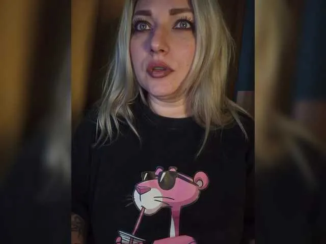 Live sex webcam photo for Tanysha-1 #292353521