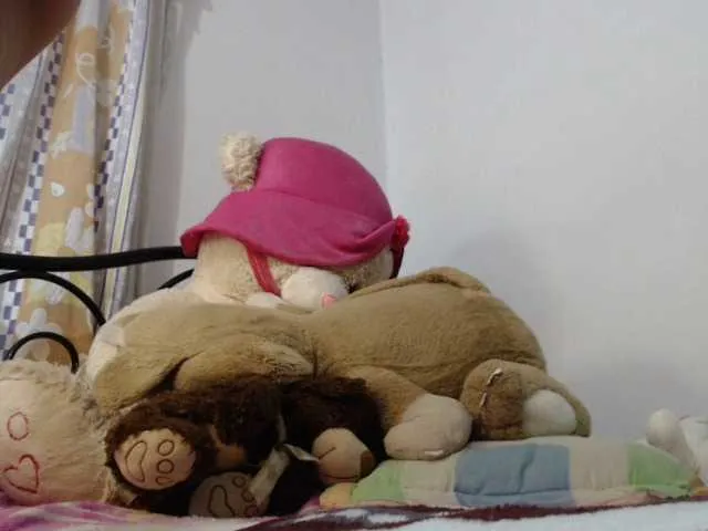 Live sex webcam photo for TaraAnderson2 #273122317