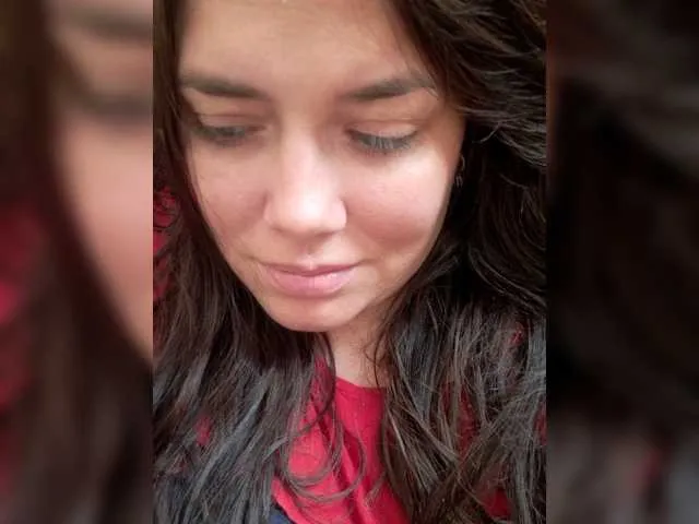 Live sex webcam photo for TaraRid #291759257