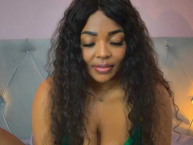 Live sex webcam photo for TashaDex #290824333