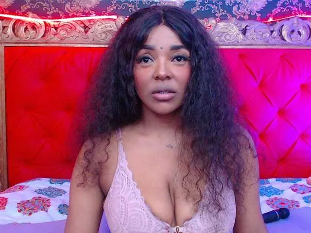 Live sex webcam photo for TashaDex #291630361