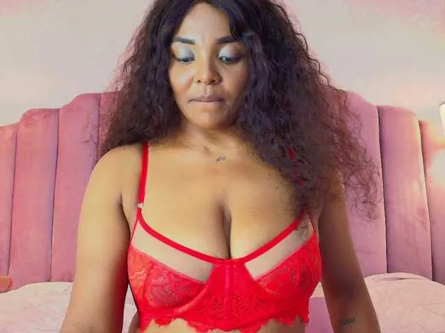 Live sex webcam photo for TashaDex #291767372