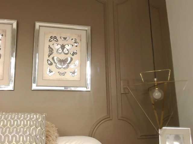 Live sex webcam photo for TashaRay #271731267