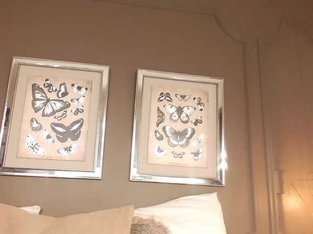 Live sex webcam photo for TashaRay #271811737