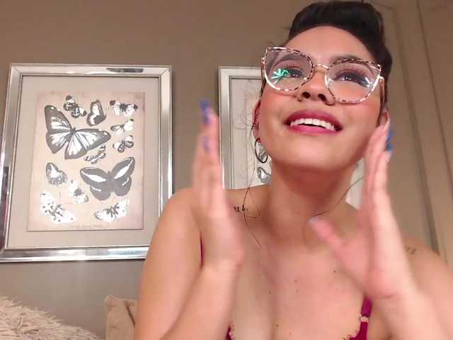 Live sex webcam photo for TashaRay #271825018