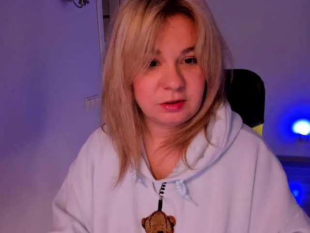 Live sex webcam photo for TashaStar #290820781