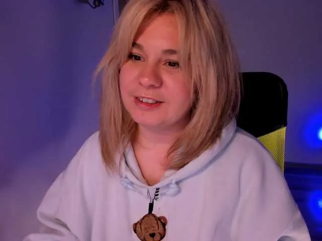 Live sex webcam photo for TashaStar #291112004