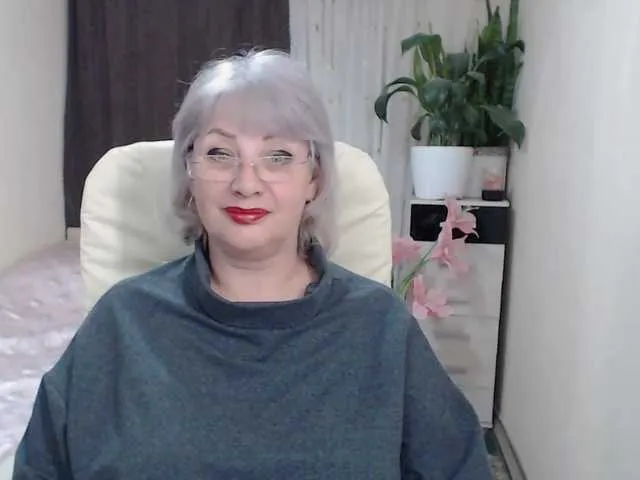 Live sex webcam photo for Tashyncik #277799859