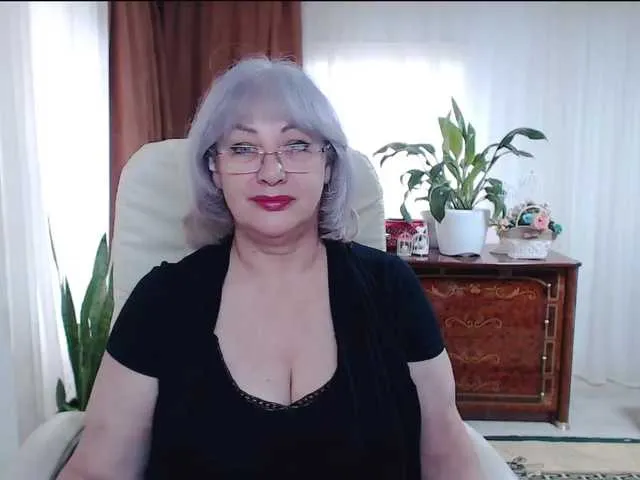 Live sex webcam photo for Tashyncik #290380295