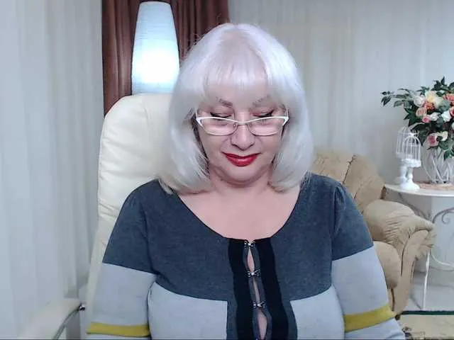 Live sex webcam photo for Tashyncik #292275846