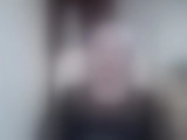 Live sex webcam photo for Tashyncik #293542703
