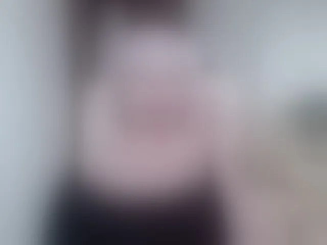 Live sex webcam photo for Tashyncik #293576295