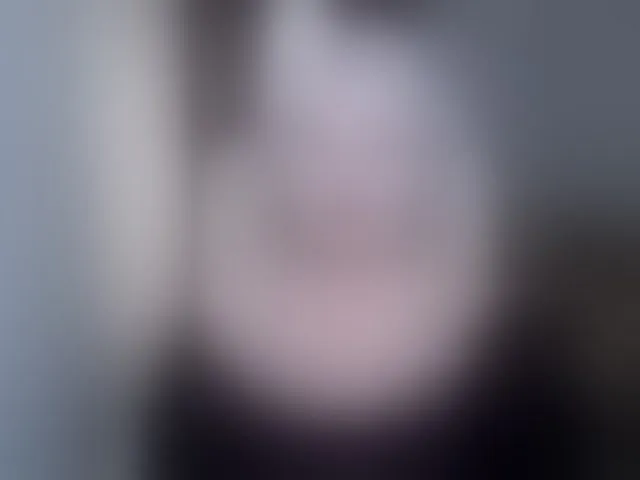 Live sex webcam photo for Tashyncik #293684331