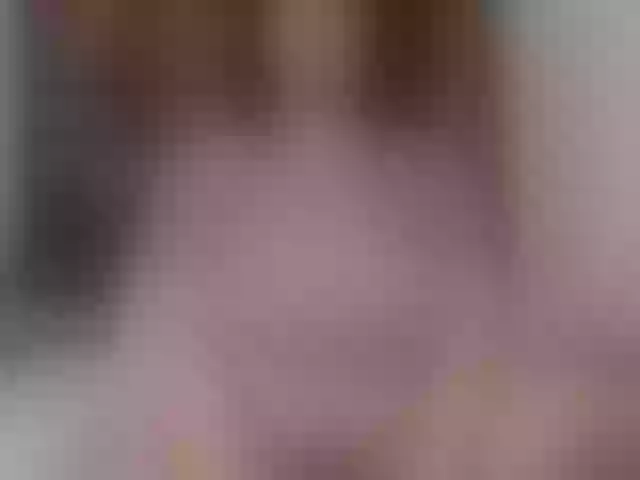 Live sex webcam photo for TasteeKitty #277021349