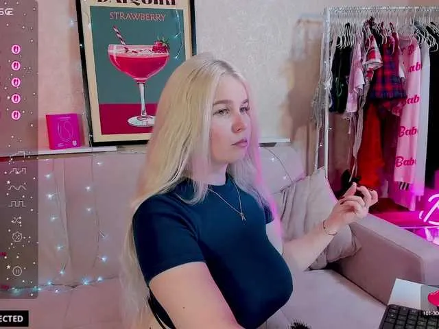 Live sex webcam photo for Tasty-booty #291750402