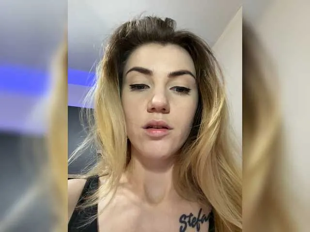 Live sex webcam photo for TastyBeby #272124883