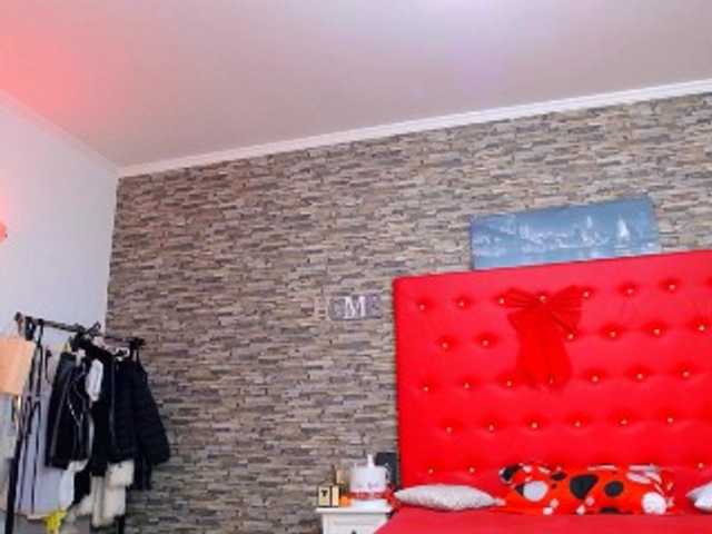 Live sex webcam photo for TastyShow #273085912