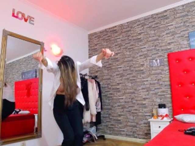 Live sex webcam photo for TastyShow #273590702