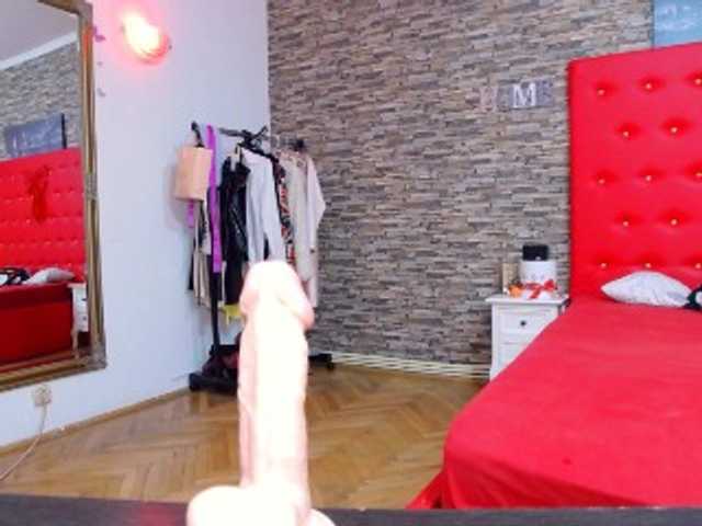 Live sex webcam photo for TastyShow #273697081